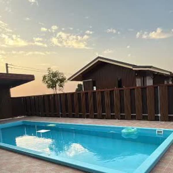 Private pool